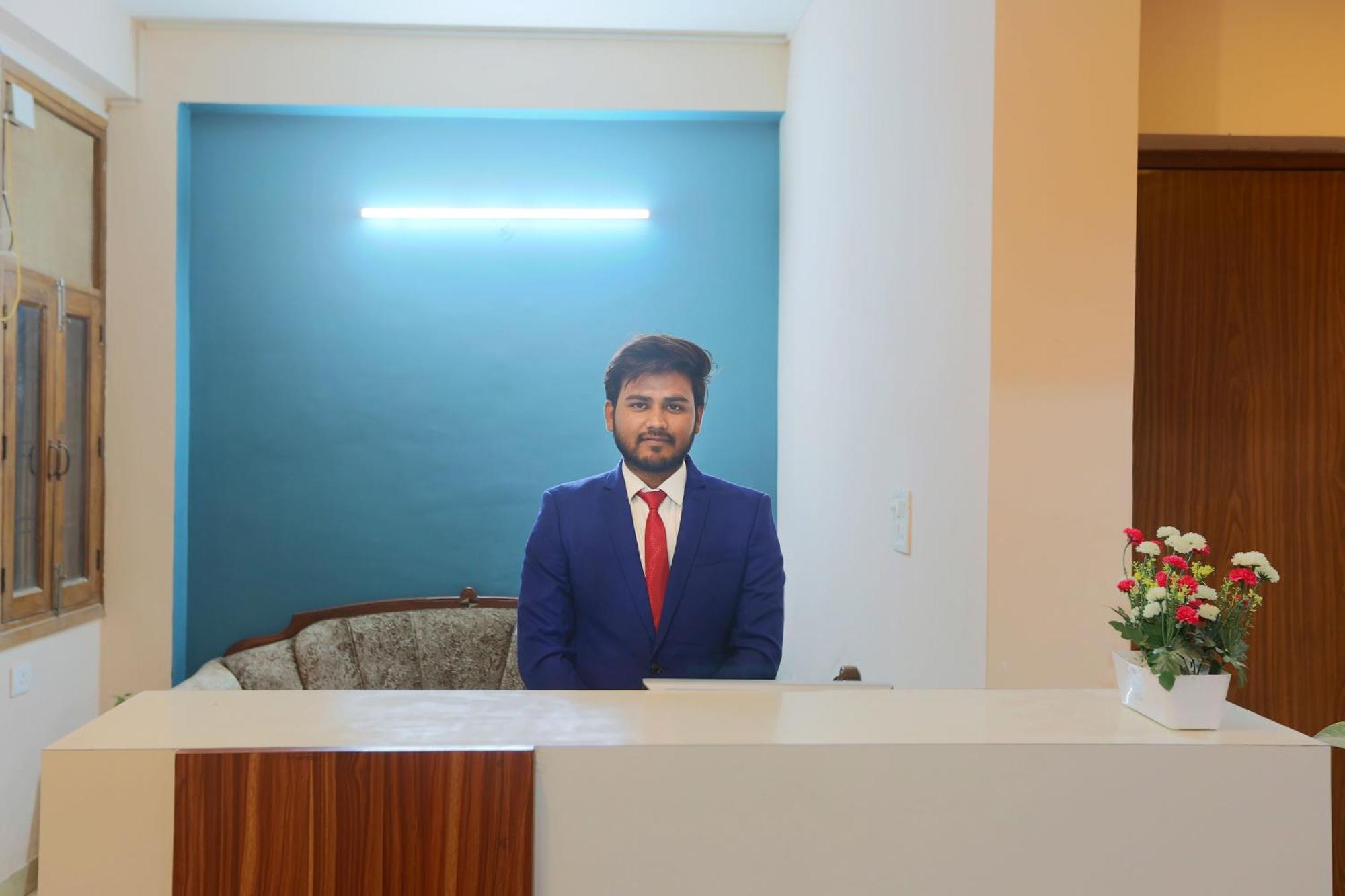 Hotel Ginger Palace - Corporate Hotel Noida Sector 62 Exterior photo
